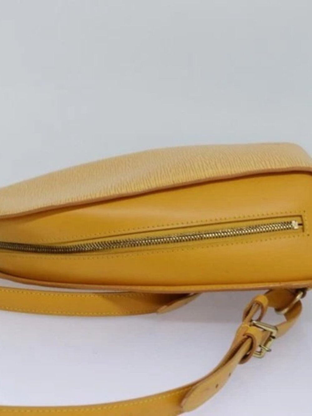 LOUIS VUITTON Epi Mabillon Backpack Yellow M52239 LV Auth 82929A - Picture 3 of 16